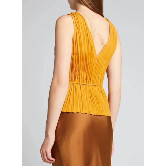 VINCE  Shirt Womens Medium Orange Pleated Sleeveless V-neck Shell Top - Picture 2 of 16